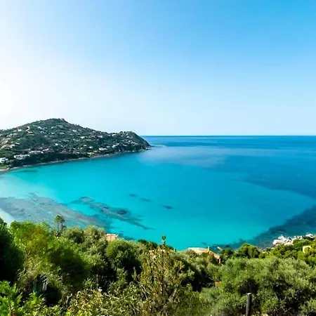 Villa Belocations - And On The Rocks *
