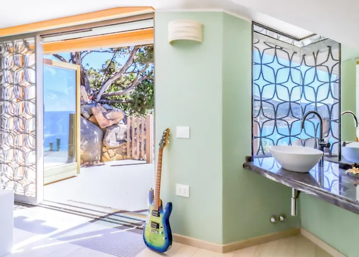 Belocations - And On The Rocks *