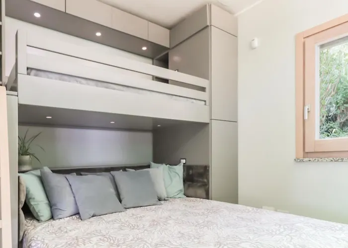 Belocations - And On The Rocks Villa *