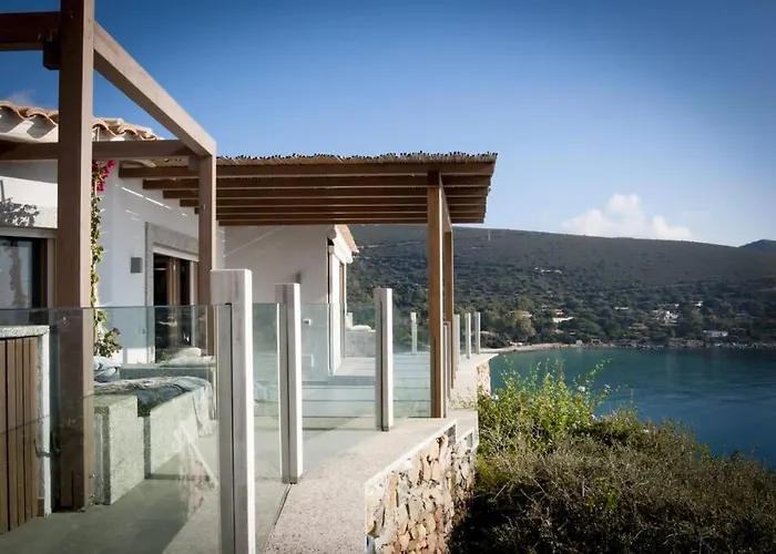 Belocations - And On The Rocks * Torre delle Stelle