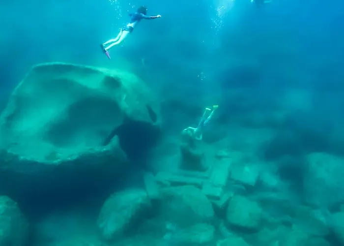 Belocations - And On The Rocks Torre delle Stelle