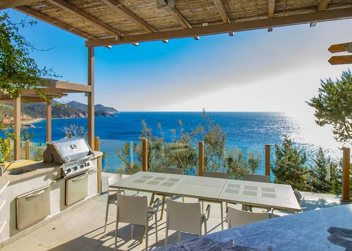 Belocations - And On The Rocks Torre delle Stelle